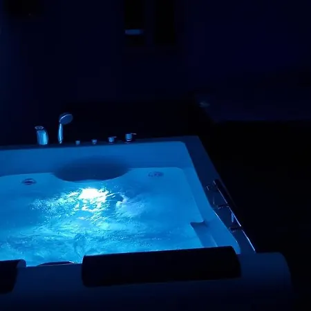 Détente Sous Les Côtes Baignoire Balnéo Hannonville-sous-les-Côtes